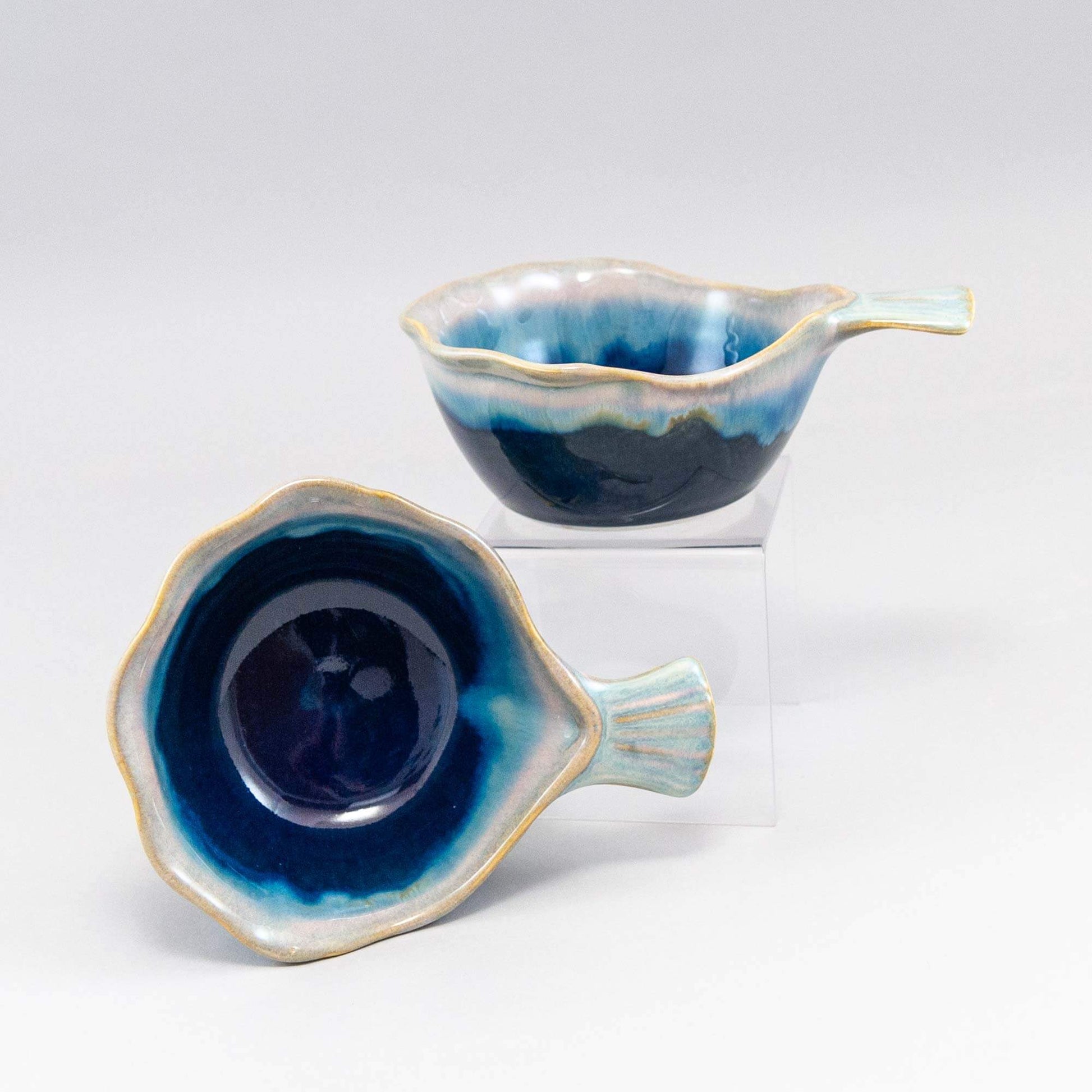 Handmade Pottery Fish Handled Bowl in Cobalt pattern made by Carroccia Tony  in Italy