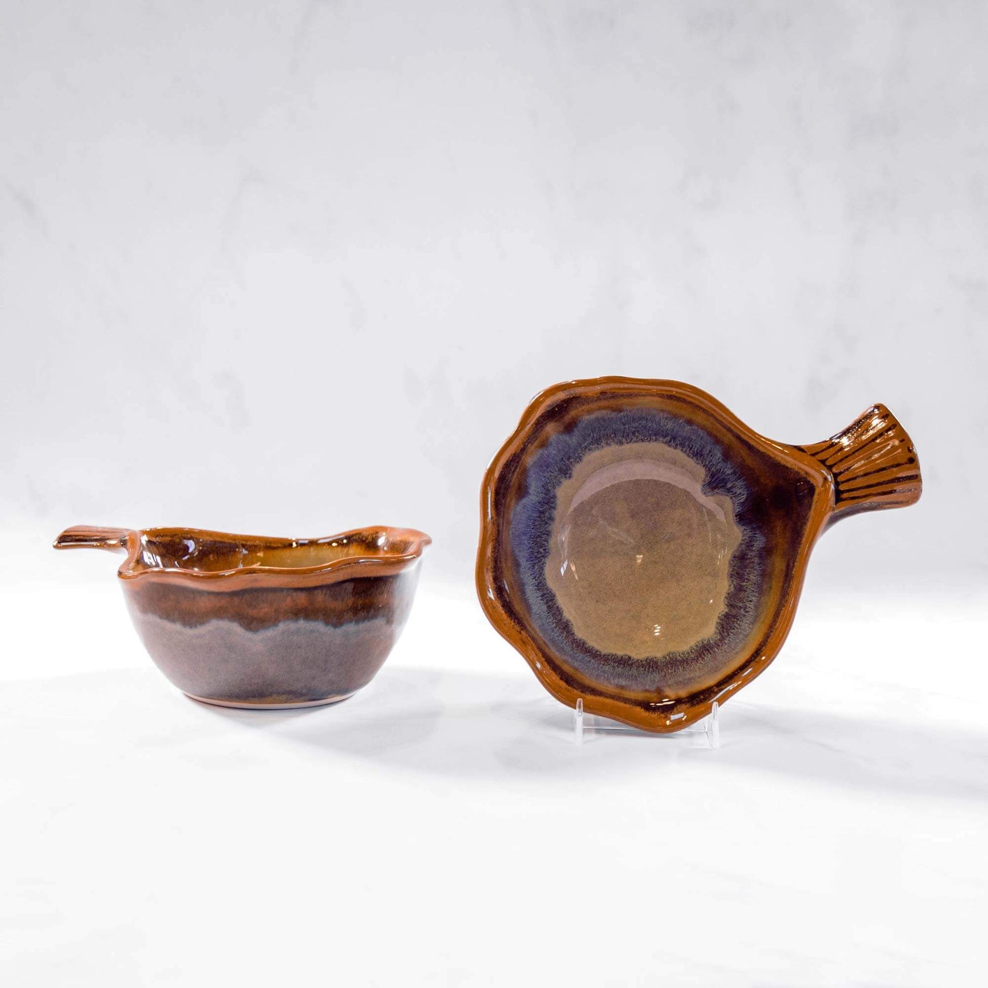 Handmade Pottery Fish Handled Bowl in Purple Hamada pattern made by Carroccia Tony  in Italy