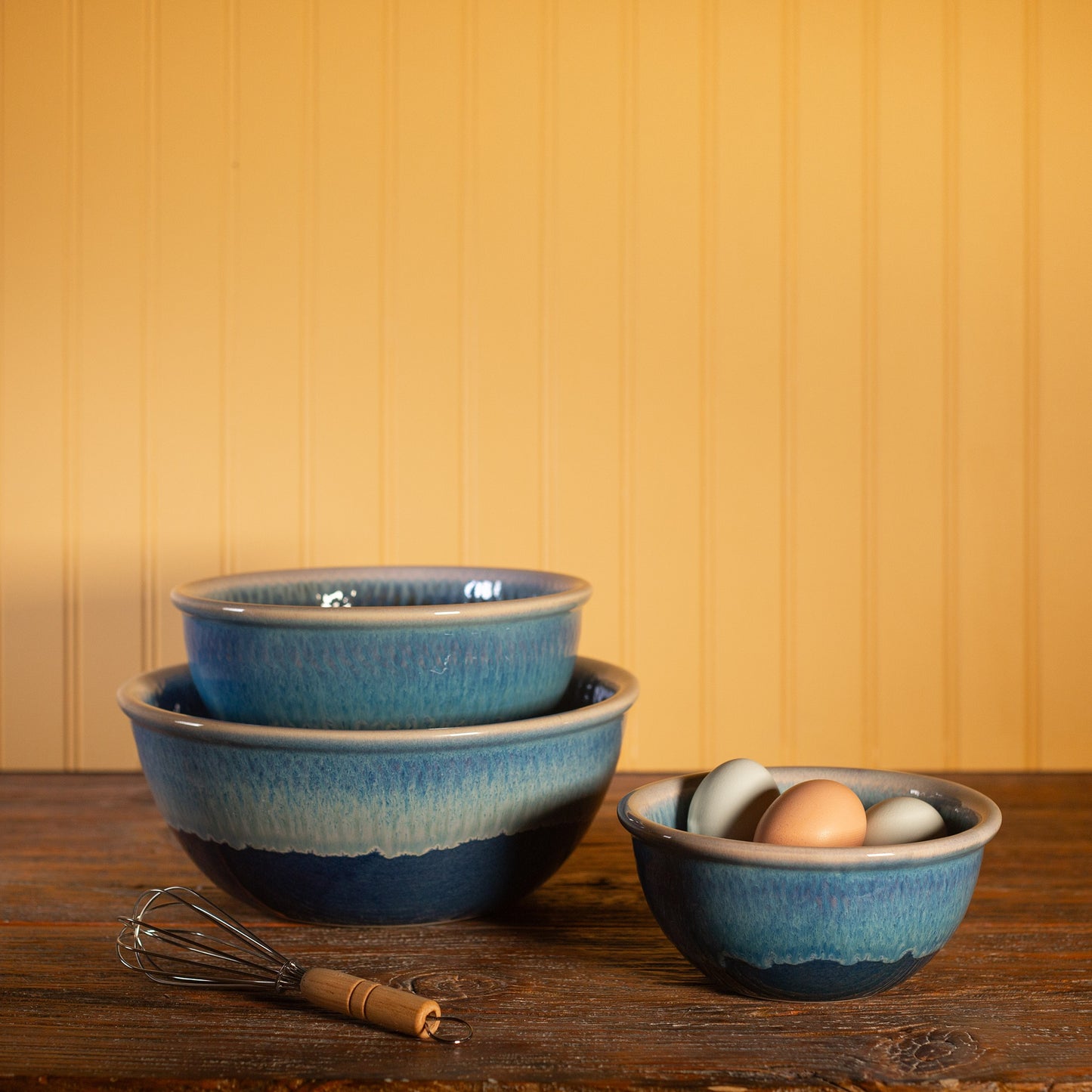 Handmade Pottery Mixing Bowl Set of 3 (6,8,10) in Cobalt pattern made by Carroccia Tony in Italy