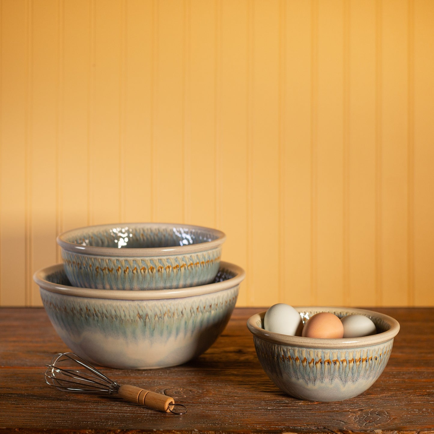 Handmade Pottery Mixing Bowl Set of 3 (6,8,10) in Ivory Blue pattern made by Carroccia Tony in Italy