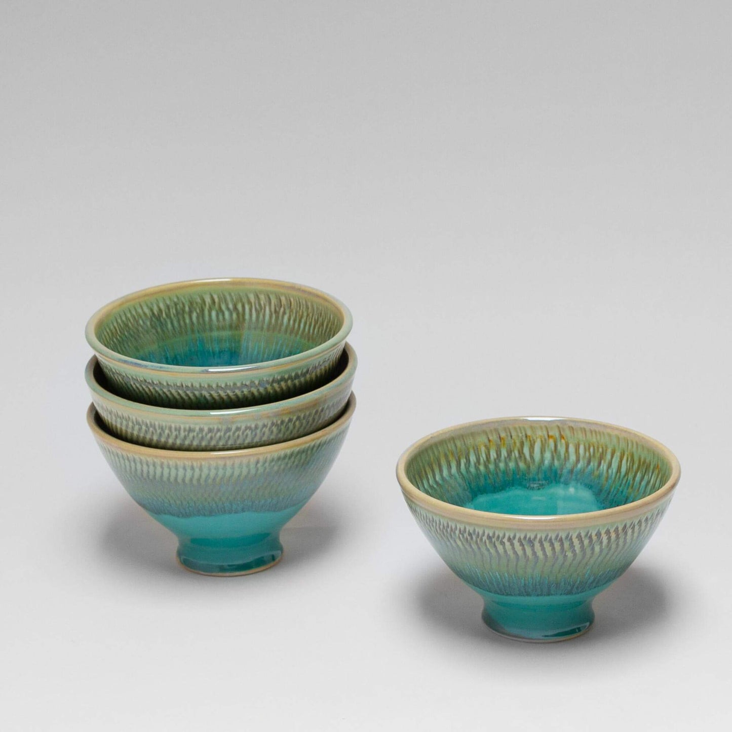 Handmade Pottery Noodle Bowl in Green Oribe pattern made by Carroccia Tony in Italy
