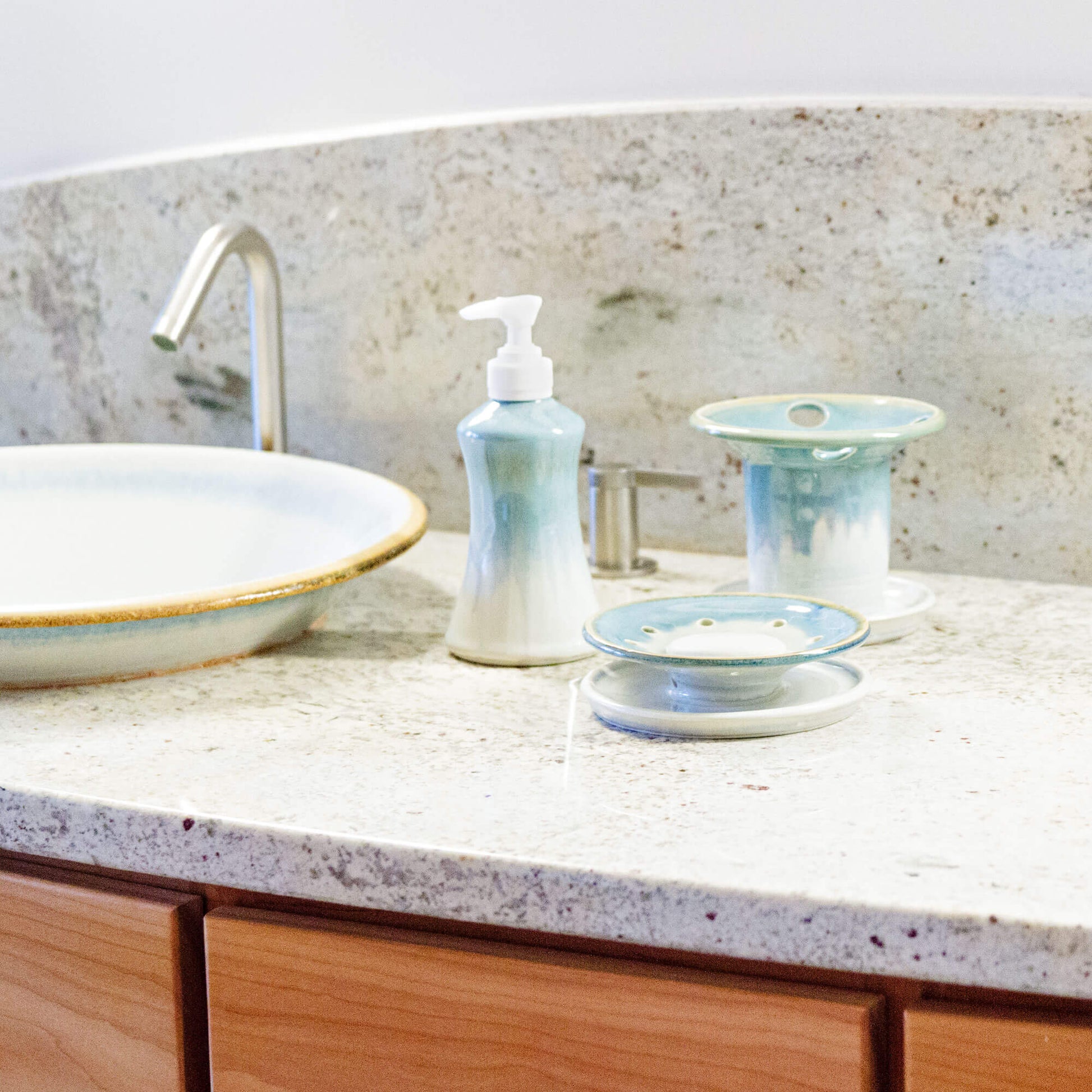 Handmade Pottery Bath Set made by Carroccia Tony  in Italy