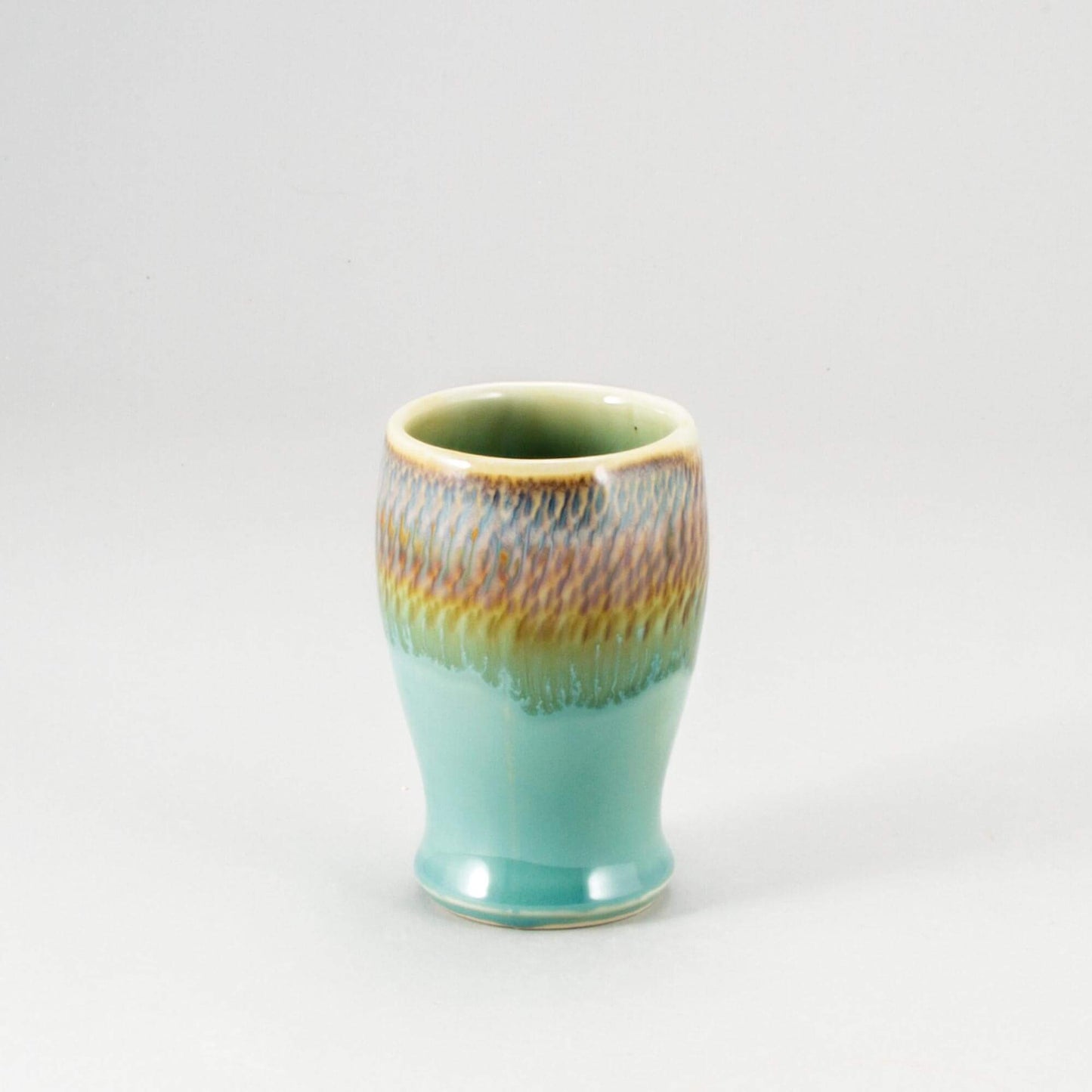 andmade Pottery Curvy Tumbler in Green Oribe pattern made by Carroccia Tony in Italy