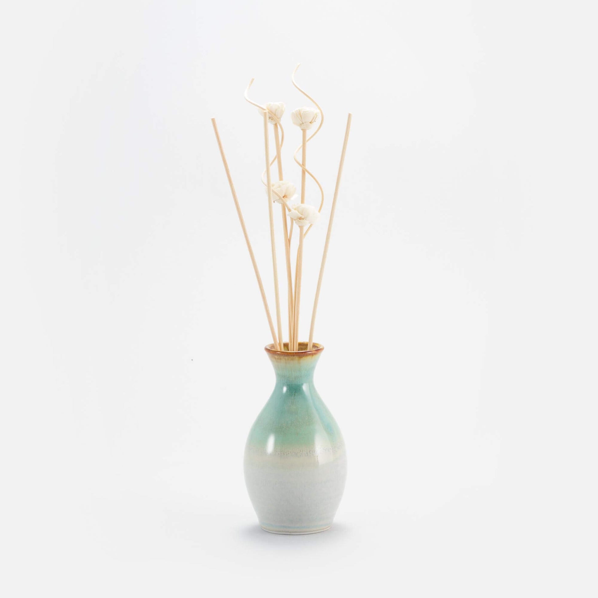 Handmade Pottery Diffuser in Ivory & Green pattern made by Carroccia Tony in Italy