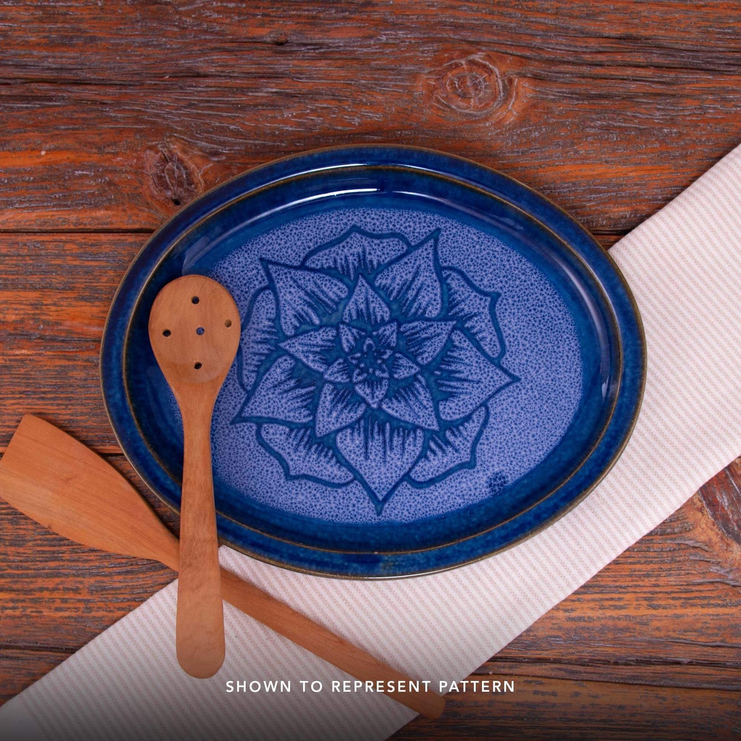 Handmade Pottery Small Chip & Dip made by Carroccia Tony in Italy