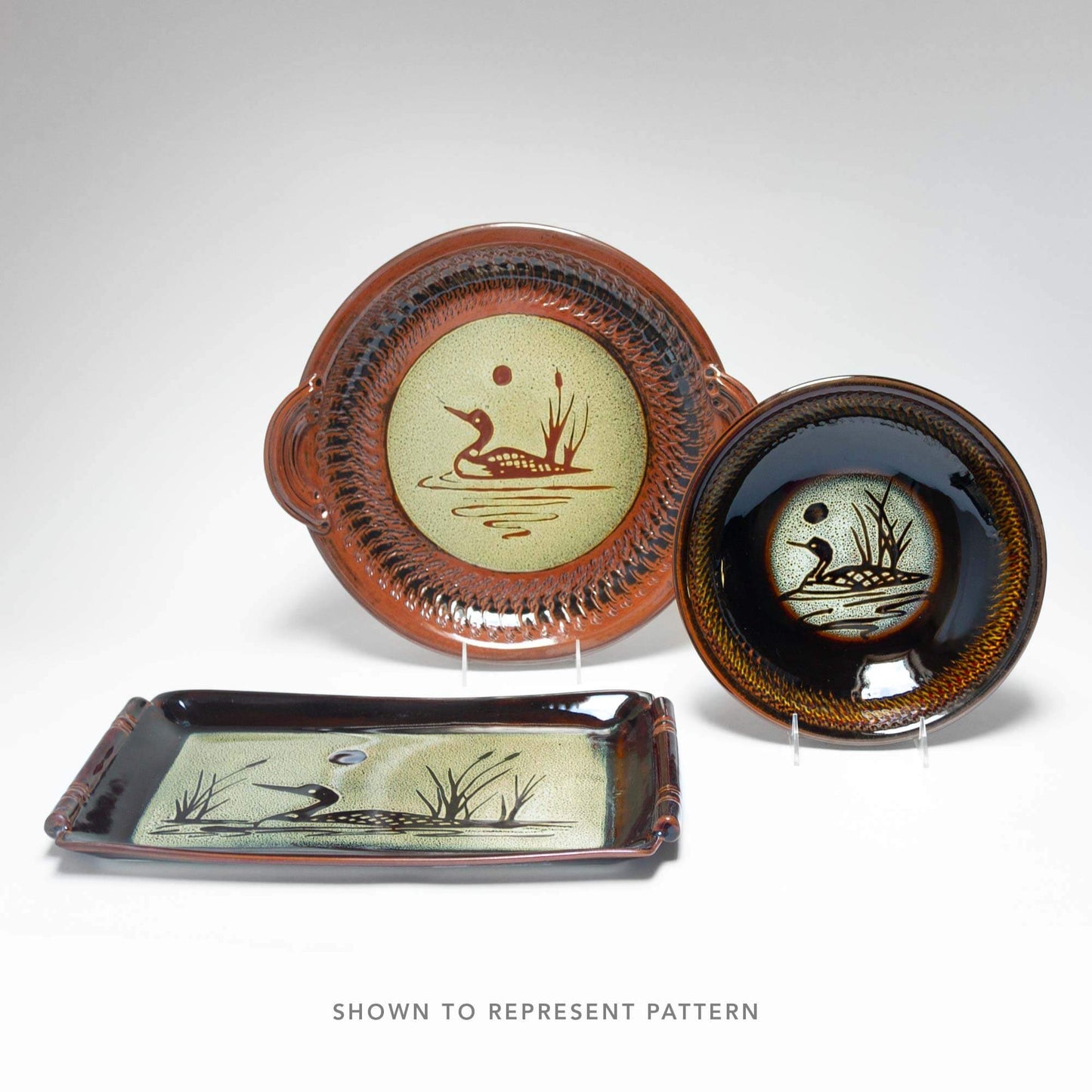 Handmade Pottery Small Chip & Dip in Hamada Loon pattern made by Carroccia Tony in Italy