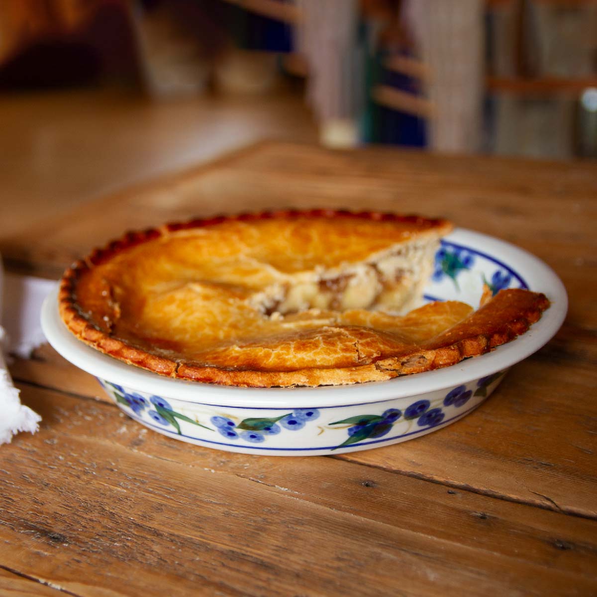 Handmade Pottery Pie Plate made by Carroccia Tony in Italy