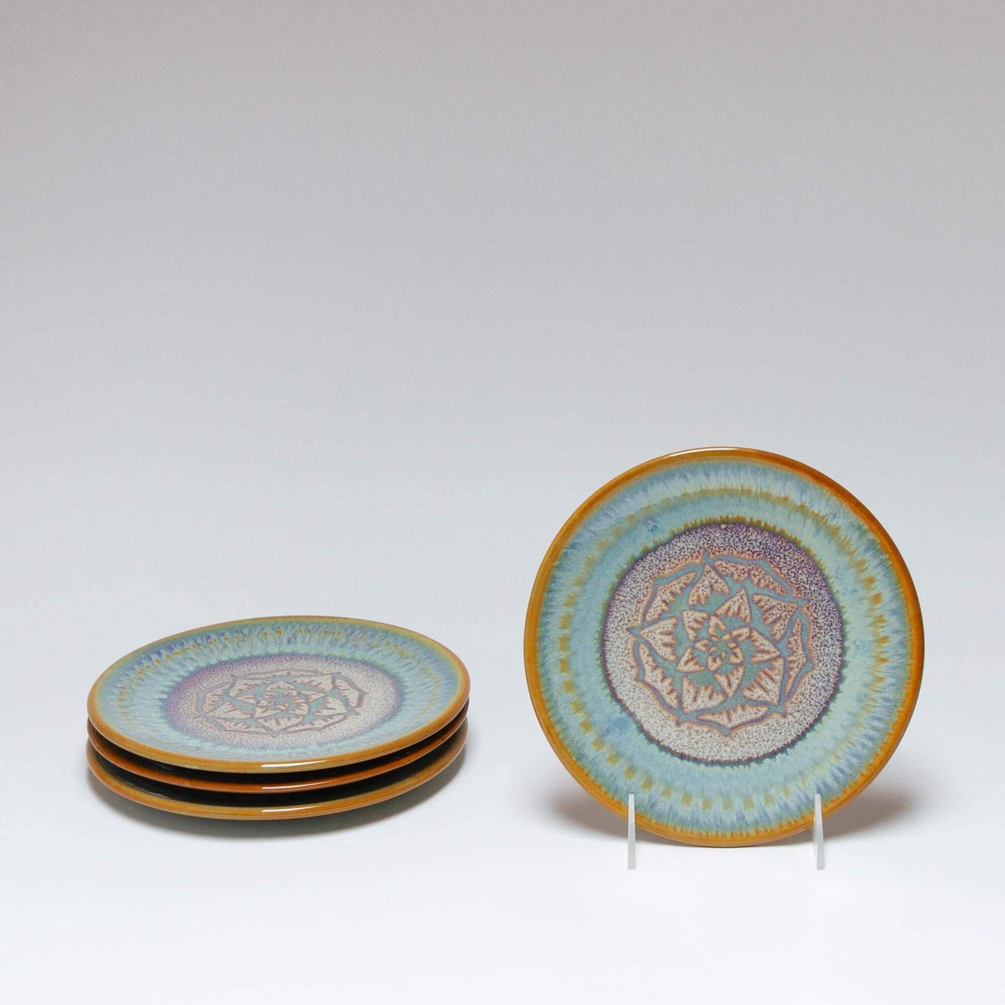 Handmade Pottery Rimless Dinner Plate made by Carroccia Tony in Italy